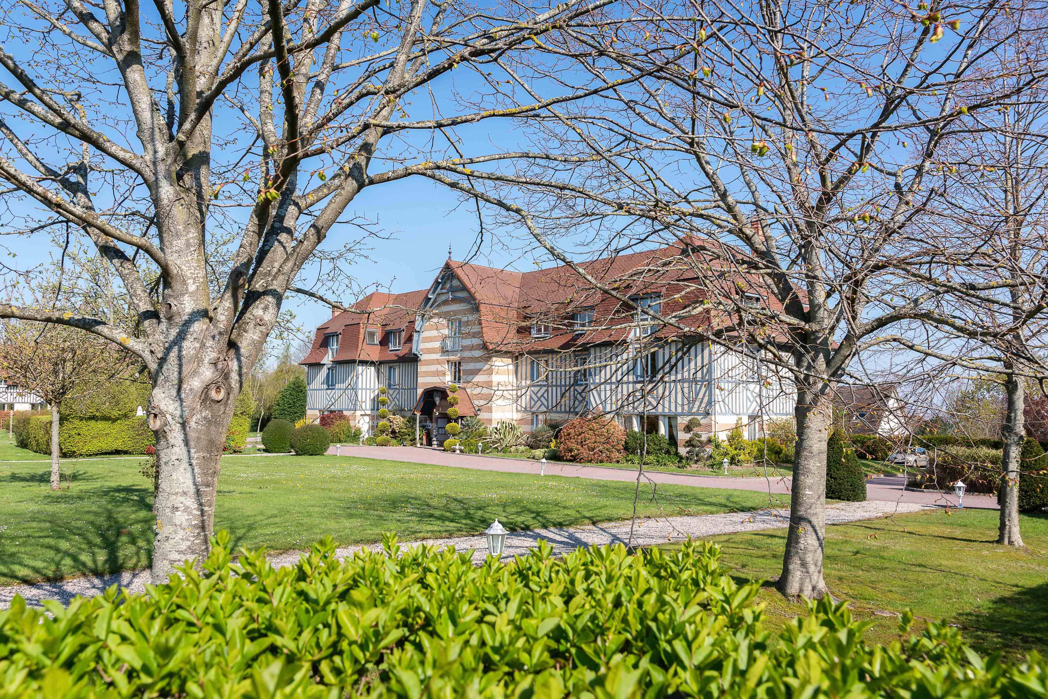 Le Manoir De La Poterie & Spa Cricquebœuf Zewnętrze zdjęcie