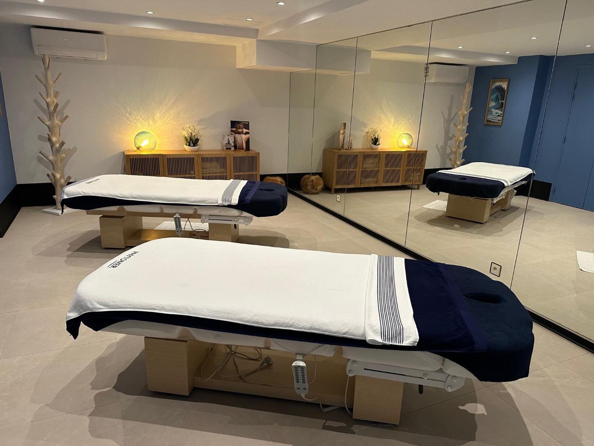 Le Manoir De La Poterie & Spa Cricquebœuf Zewnętrze zdjęcie